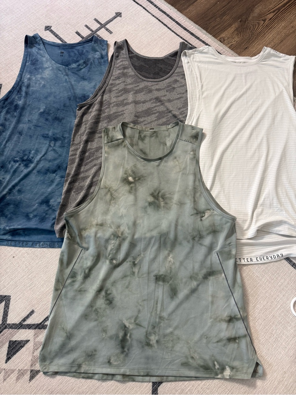 Men’s lululemon tank bundle
